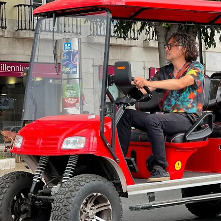 Tuk Me In